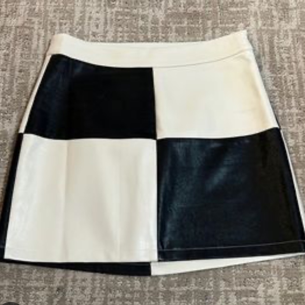 Altar'd State - Black & Cream color block Mini Skirt - faux leather